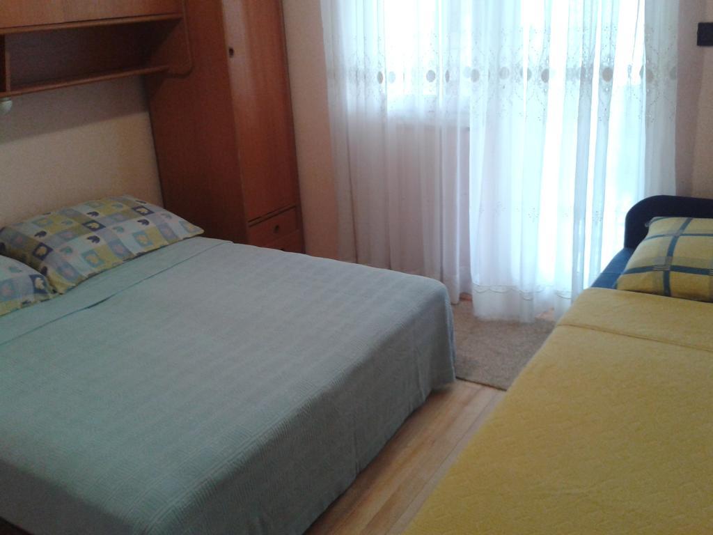 Apartmani Mira Vir Extérieur photo