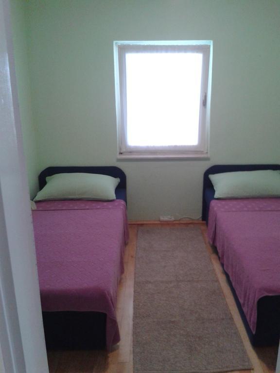 Apartmani Mira Vir Extérieur photo